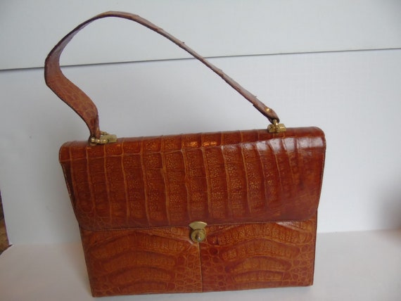 Share more than 71 vintage alligator bags latest - in.duhocakina