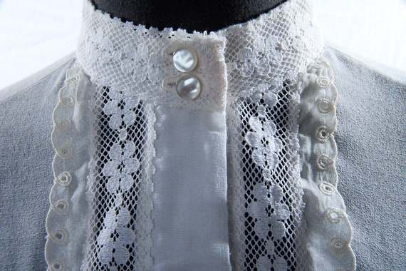 Vintage 1970's Neiman Marcus White Eyelet Floral … - image 2