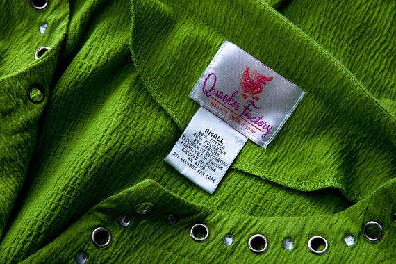 Woman's Lime Green V Neck Blouse Quaker Factory "… - image 4