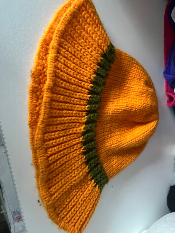 Vintage Orange & Green Knit Hat With Wide Brim Si… - image 5