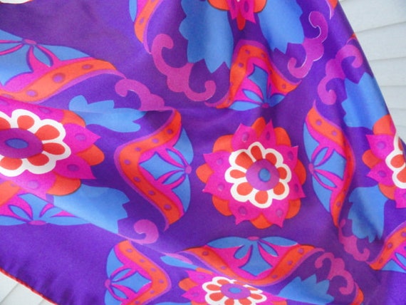 Vintage 1960’s Scarves By Vera All Silk Hand Roll… - image 9