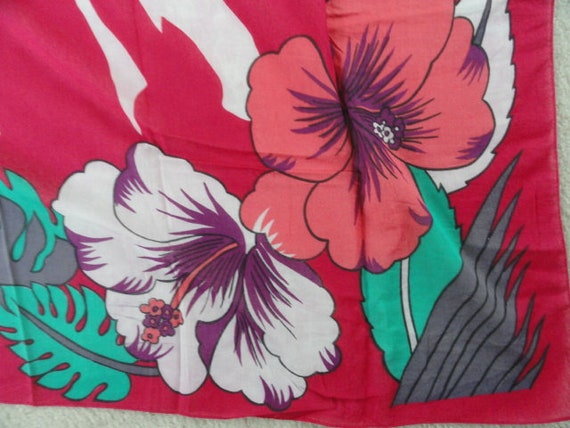 Vintage 1970’s Floral Oversize Scarf Shawl Wrap R… - image 4