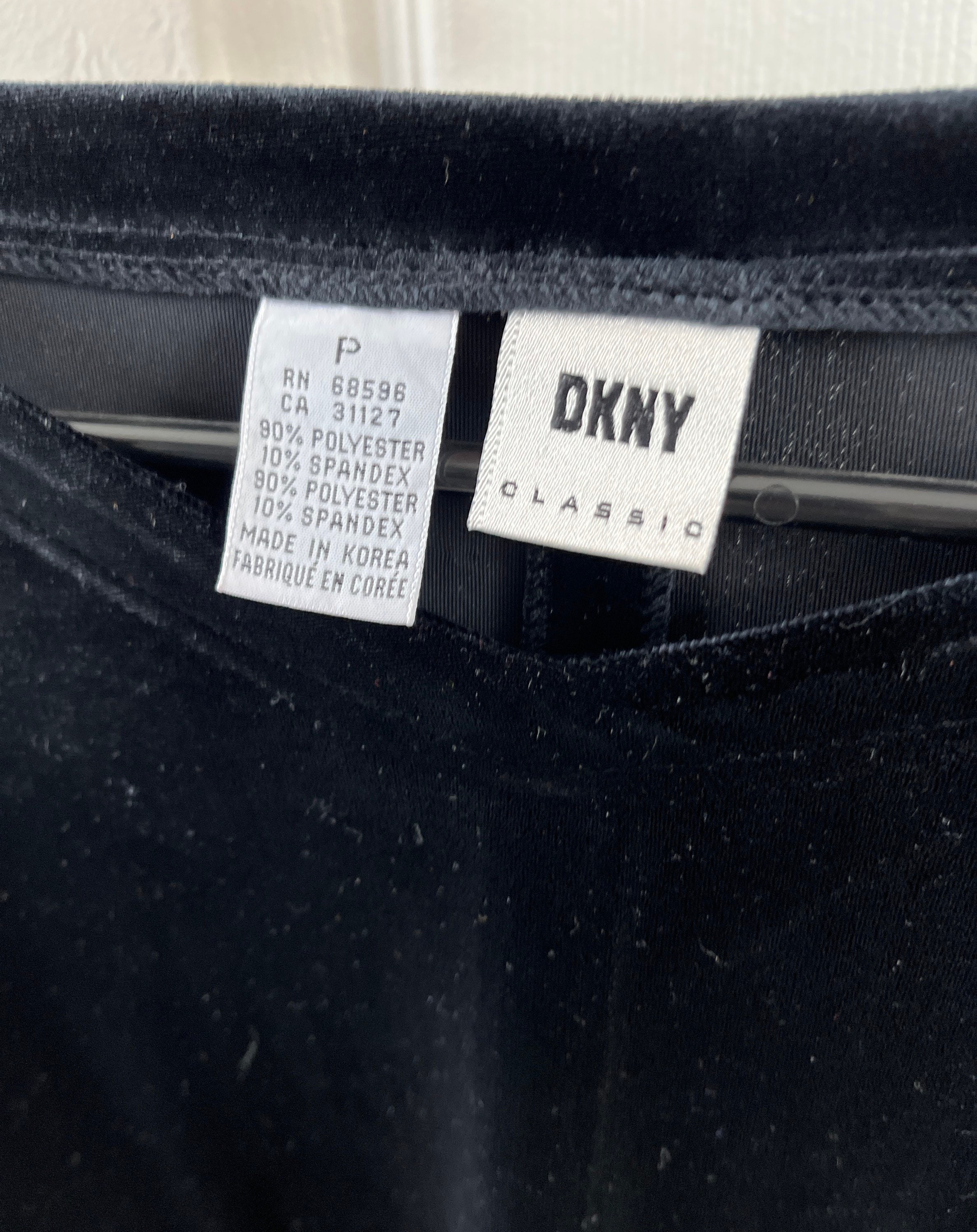 dkny rn 68596 ca 31127