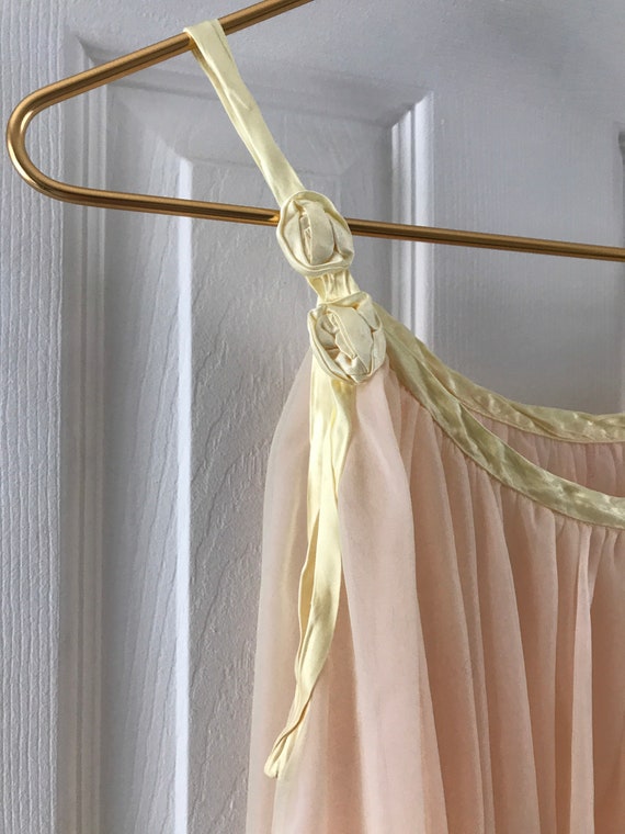 Vintage  1950's Grecian Style Peignoir Sheer Two … - image 3