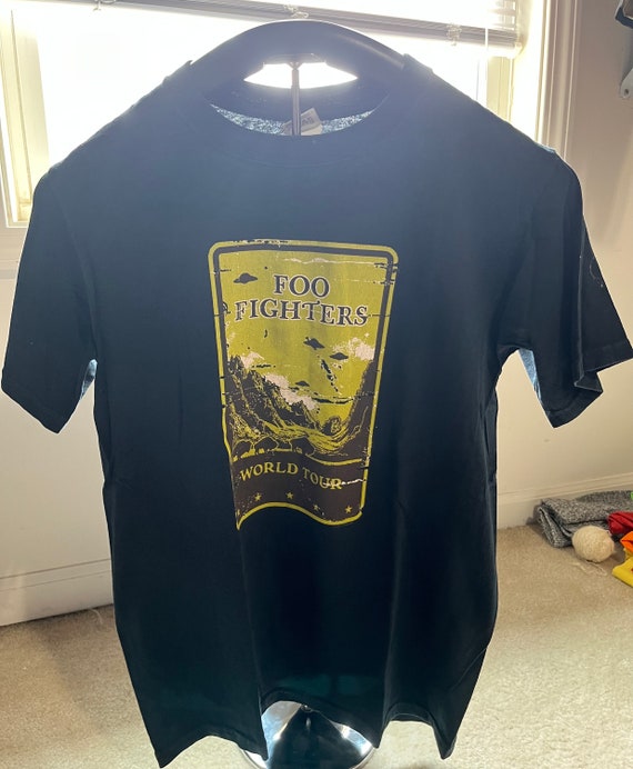 Roswell Records Tee – Foo Fighters