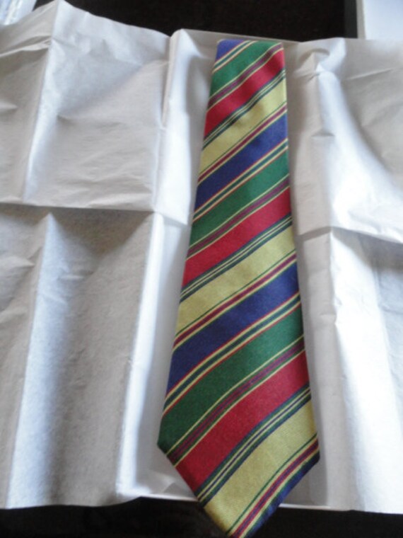 Vintage Men’s Cacharel Paris Tie Striped Navy Red 
