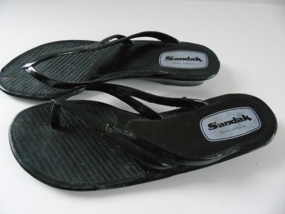 sandak flip flops