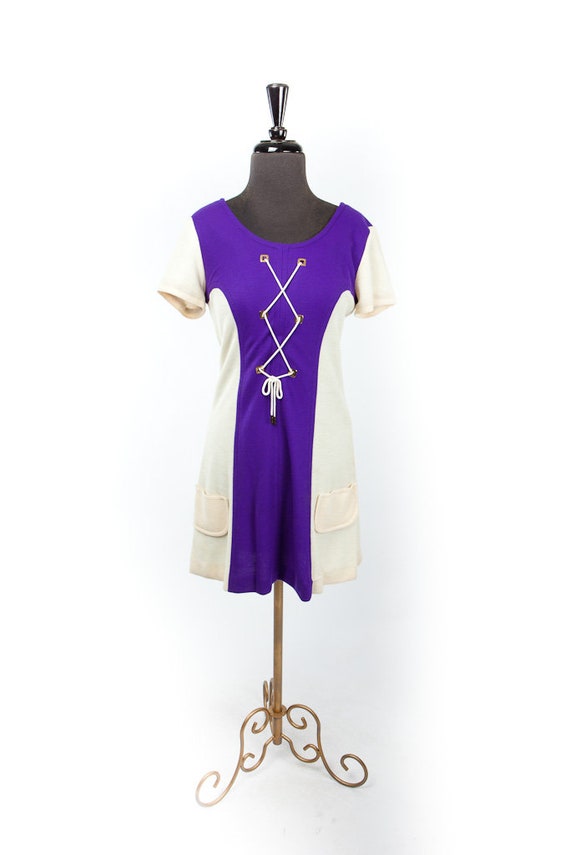 Vtg 1970's Mod Purple And White Lace Up Dress A G… - image 1