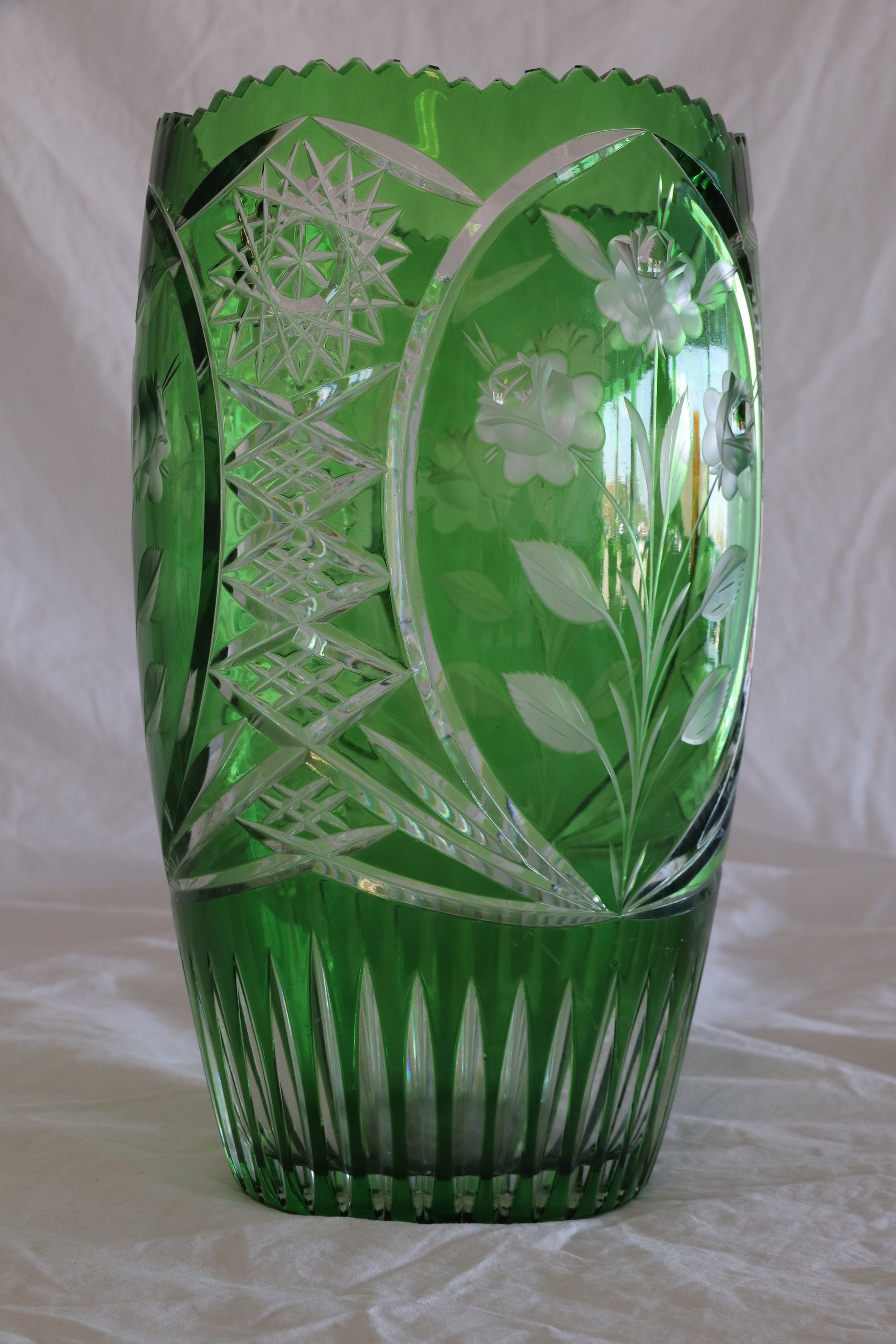 Details about   12 Fine Vintage Trade Transparent Elongated Green Czech Bohemian Glass beads 