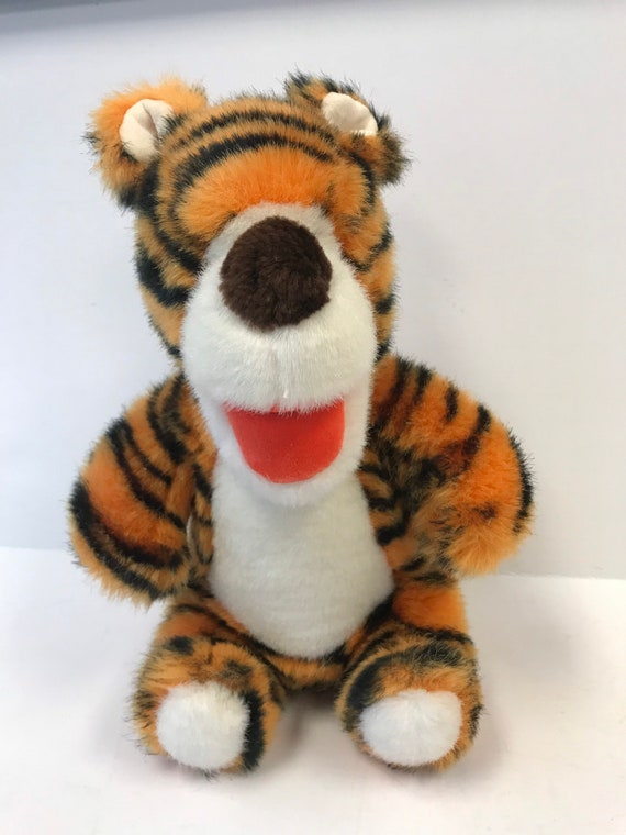 1980 winnie the pooh stuffed animal