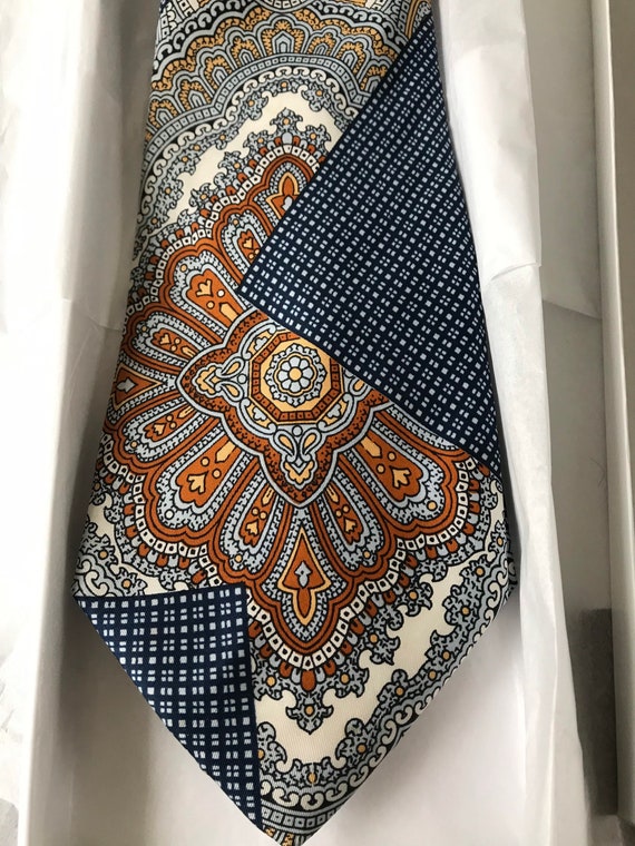 Vintage Oleg Cassini Tie Paisley Blues Orange Pat… - image 2