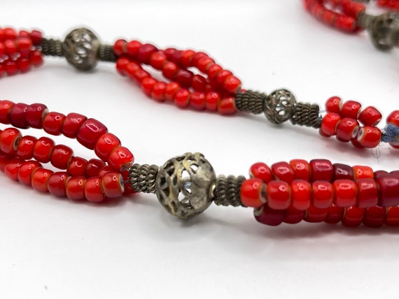 Vtg Colonial Red Glass Beads 3 Strand & Coin Neck… - image 4
