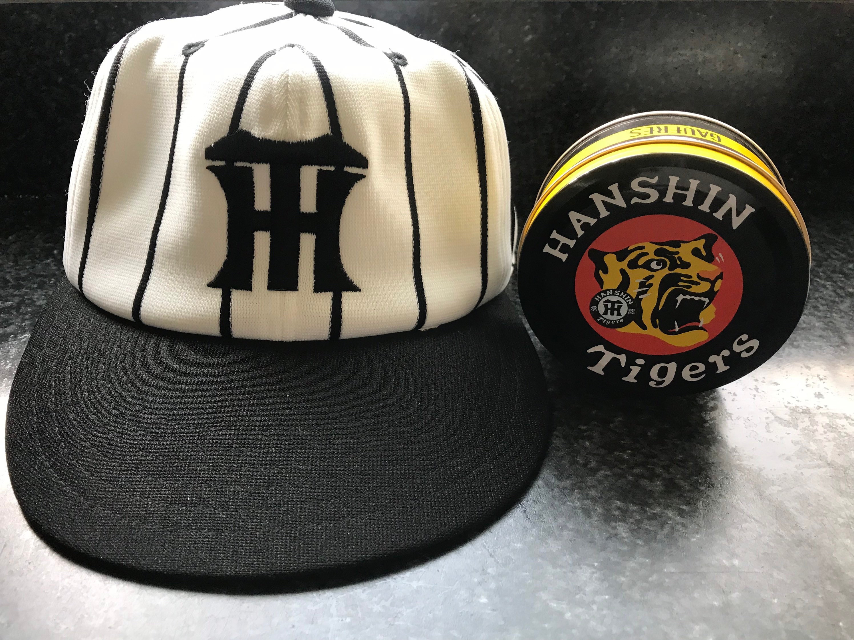 Vtg 1990's Hanshin Tigers Nippon Professional Baseball Hat Made in Japan Boy's 52-54 & Tin