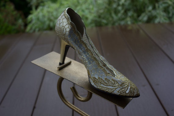 Vintage Woman's Stuart Weitzman For Martinique Go… - image 2