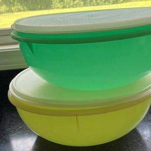 Vintage Set of 2 Tupperware Vintage Tupperware 12 Fix-n-mix Bowl