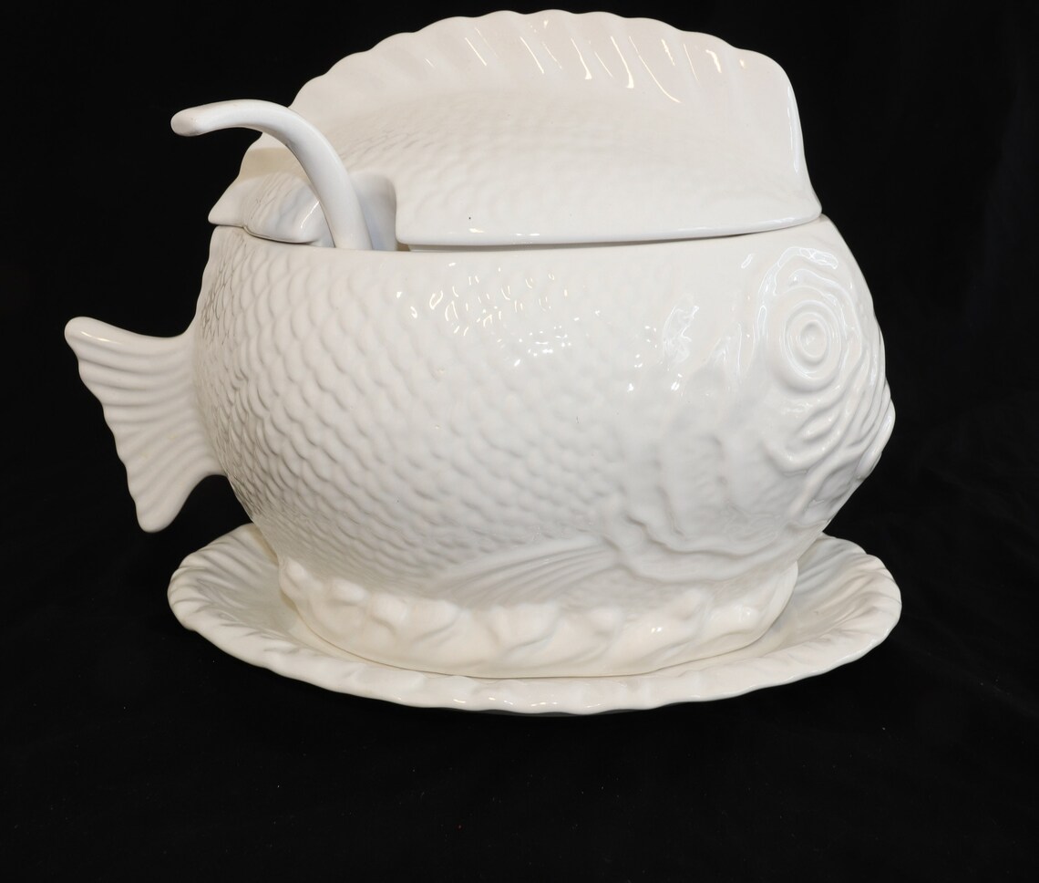 Vintage Fish Soup Tureen Set Of Four Pieces CALIF USA 587 Etsy