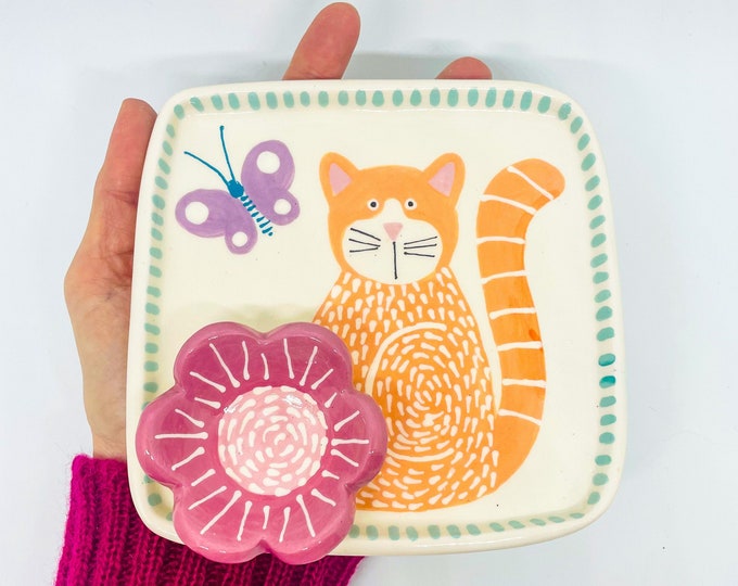 Handmade Ceramic Square Jewellery Organiser Hand Painted with a Cat, Trinket Dish, Ceramics and Pottery, Home Decor, Ornamental Dish