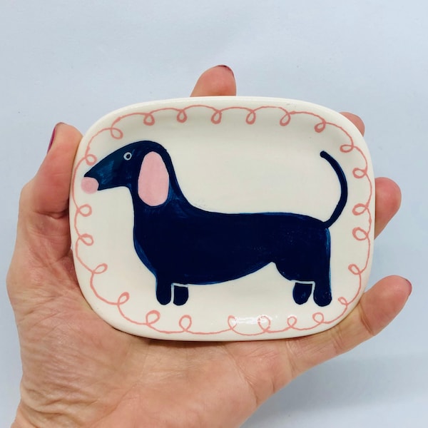 Handmade Ceramic Dog Soap Dish, Hand Painted Soap Dish, Bathroom Accessory, Soap Dish Decorated with a Scottie, Sausage Dog, Terrier