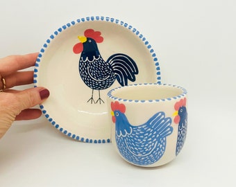 Juego de tazón y taza de cerámica hecho a mano pintado a mano con un gallo y 2 gallinas, juego de desayuno de cerámica, tazón y taza, cerámica y alfarería