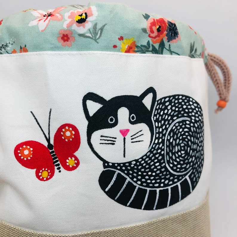 Knitting Project Bag, Handmade Drawstring Bag Hand Painted with a Cat, Project Bag, Sock Knitting Bag image 6