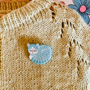 Broche de gato, broche de cerámica de gato hecho a mano, broche de cerámica hecho a mano, joyería de cerámica, pasador hecho a mano, pasador de cerámica Mint