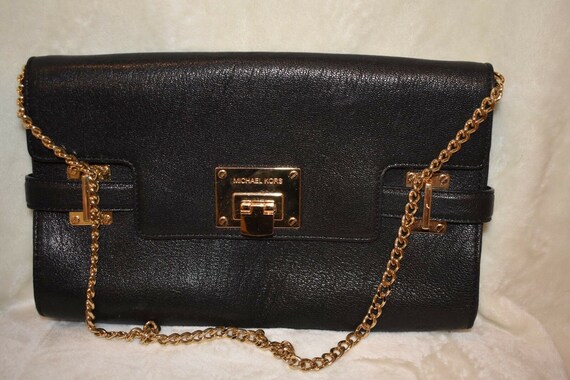 michael kors black bag with gold chain