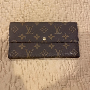 Cartera Louis Vuitton con monograma Sarah