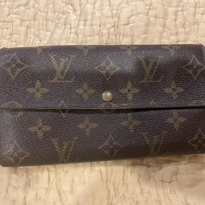 Cartera Louis Vuitton con monograma Sarah