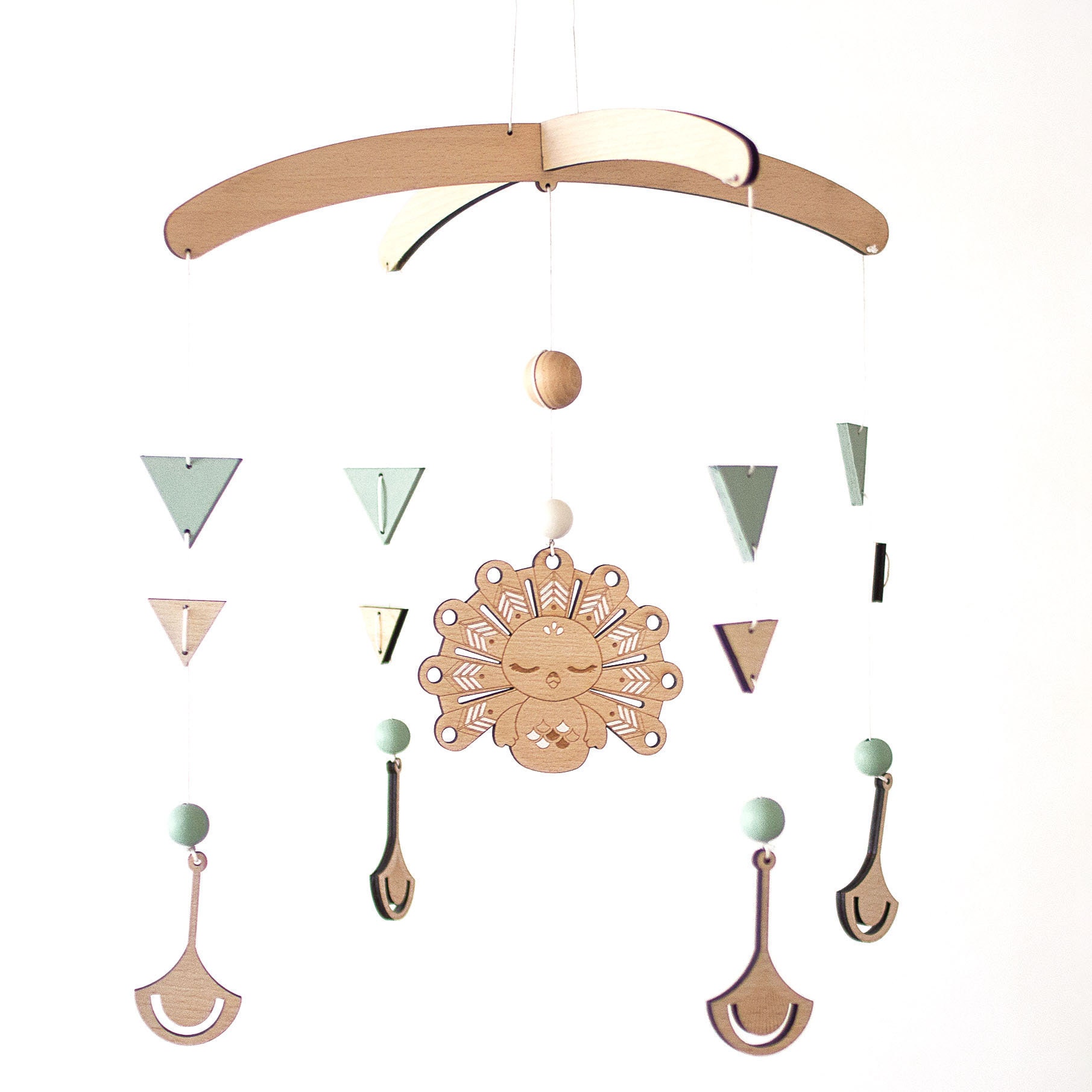 Mobile Bébé en Bois Petit Paon, 100 Made in France, Idéal Pour Décorer avec Poésie La Chambre Des En