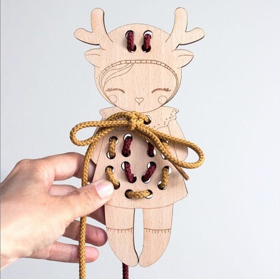 Jouet de laçage éducatif