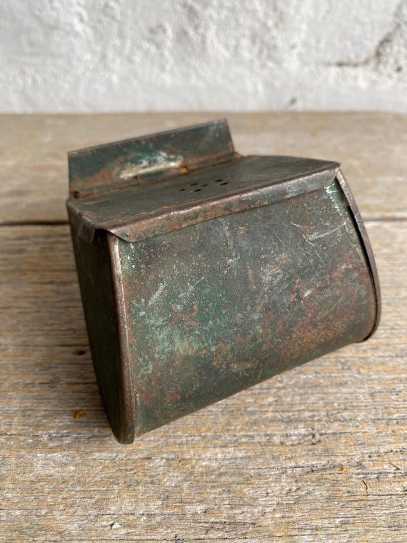 Vintage Hand Painted Bait Box, 1930s Fishing Decor