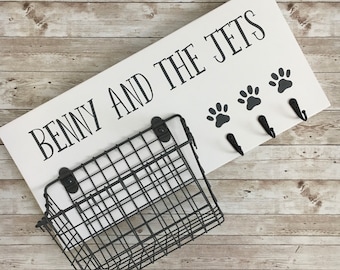 Custom Dog Leash Holder: Personalized Pet Name Sign with Basket