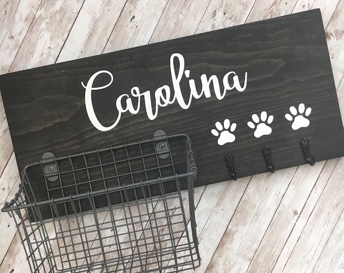 Entry Way Dog Leash Hook and Basket Sign Combo | Custom Dog Name sign with basket and leash hooks | Front Door Pet Organizer | Pet Mom Gift