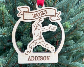 Lanzador de Softbol 2024 Adorno de Navidad de Softbol / Adorno de Softbol Personalizado / Navidad 2024