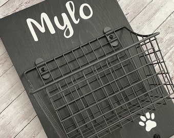Vertical Dog Leash Hook and Basket Sign Combo | Custom Dog Name sign with attached basket and leash hooks | Pet Leash Organizer