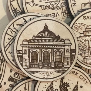 Jeton ou aimant de voyage de Kansas City Missouri | Jetons de collection pour l'état, la ville, le monument ou le pays du bois | Jeton de suivi de voyage