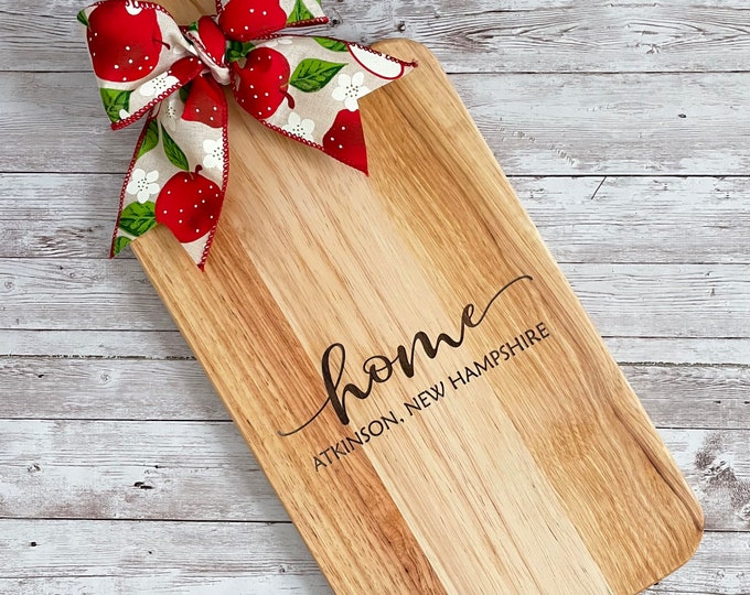 HOME Cutting Board | Custom Town name, Coordinates or Family Name | Housewarming Gift | Charcuterie Cutting Board | 2 sizes Available