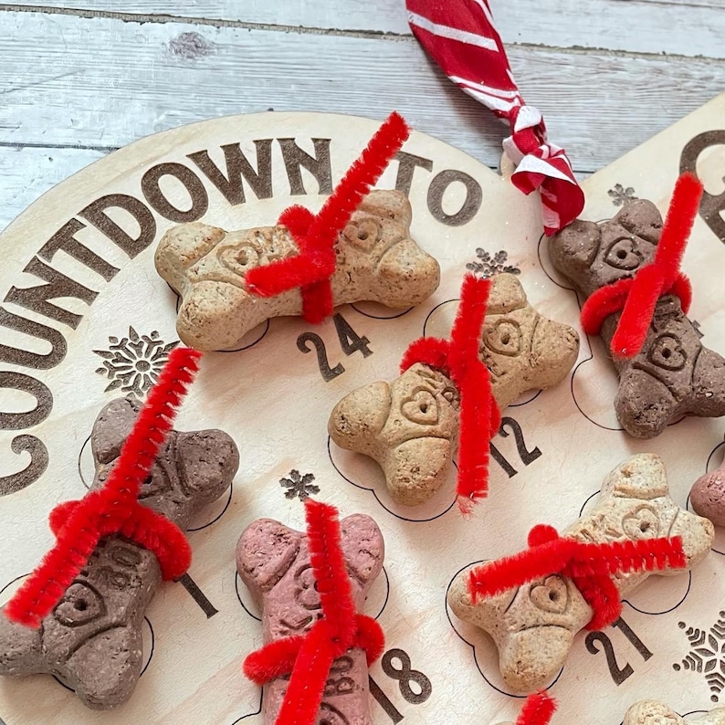 Personalized Dog Santa Treat Countdown to Santa Paws Dog Advent Calendar Custom Santa Paws Puppy Bone Treat Holder afbeelding 7