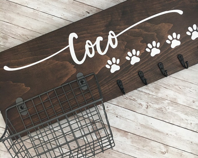 Personalized Dog Hook and Basket Organizer Combo | Custom Dog Name sign with a basket and leash hooks | Pet Leash Organizer | New Pet Gift