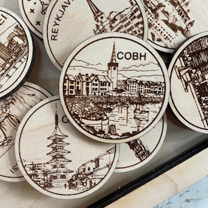 Cobh Reise-Token oder Magnet | Holzbundesstaat, Stadt, Wahrzeichen, Nationalparks oder Landtoken | Travel Tracking Token