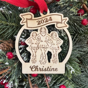 Irish Step Dancer Ornament 2025 | Tänzerin Ornament | Personalisierte Step Dance Team Ornament | 2025 Weihnachten