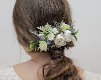 White flower comb, Lavender floral headpiece, Boho hair comb, Greenery flower pin, Ivory hair accessory, Bridal floral comb, Bridesmaid comb