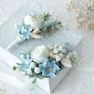 Blue flower boutonniere, Flower wrist corsage, Groom's boutonniere, Ivory floral corsage, Wedding buttonhole, Man's boutonniere