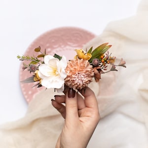 Bridal hair comb, Ivory floral headpiece, Boho flower hairpiece, Fall wedding comb, Brown floral hairpiece, Bridesmaid flower comb