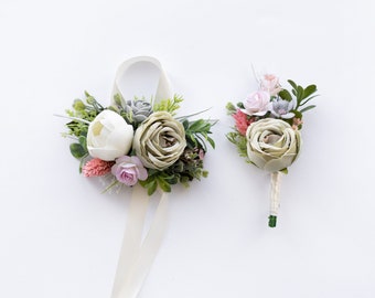Corsage and boutonniere set prom, Sage green corsage, Wedding boutonniere, Boho wrist corsage, Groom flower boutonniere, Silk wrist corsage