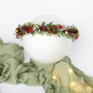 Christmas baby headband, Newborn photo prop, Gift for newborn, Winter wedding headpiece, Flower girl headband, Tieback flower headband
