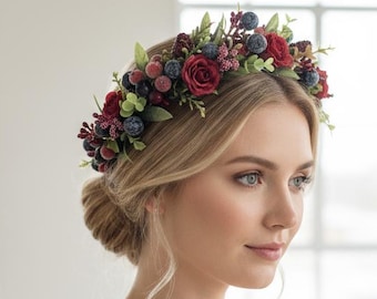 Christmas Flower Crown, Winter Wedding Hairpiece, Gift for Bride, Gift for Sister, Wife Daughter, Holiday Costum Accessory, Red Green Wreath