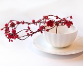 Fall Hair Wreath Bridesmaid Headpiece Red Floral Crown Woodland Wedding Hairpiece Winter Wedding Head Wreath Bridal Crown Halo