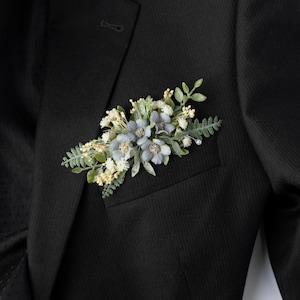 Teal pocket boutonniere for men, Groomsmen buttonhole, Buttonhole Pocket flower square, Blue rustic man accessories, Flowers for jacket