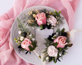 Corsage wedding, Bridal corsage and boutonniere set, Flower girl corsage, Wrist corsage, Light pink corsage, Pocket boutonniere for men